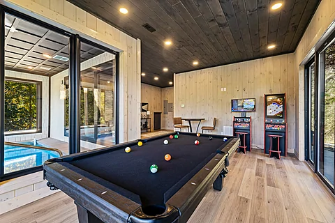 2 bedroom pool cabin game room with pool table - Ski Mountain Swim