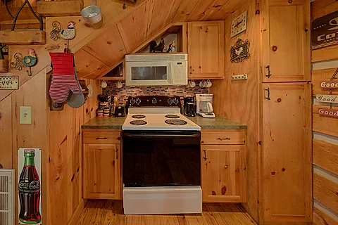 Fully Equipped Kitchen  - Sky High Hobby Cabin