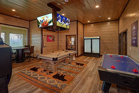 Cabin with Air hockey, Pool Table and Arcades - Smoky Mountain Memories