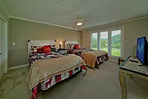 Premium cabin rental that sleeps 28 people
