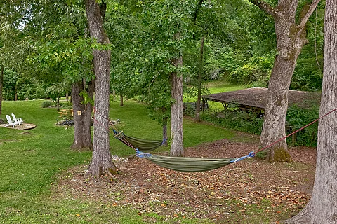 8 bedroom luxury cabin with hammocks and zipline - The Oasis