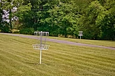 Sevierville cabin rental with disc golf game