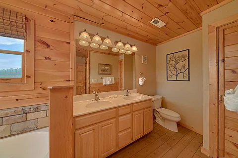 King Bedroom Cabin with Connecting Full Bathroom - Timberwolf