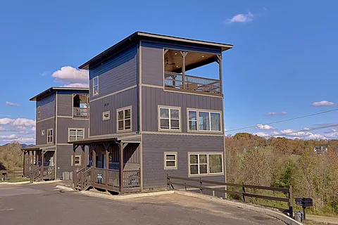 Resort cabin near Dollywood with Mountain Views - Top Notch