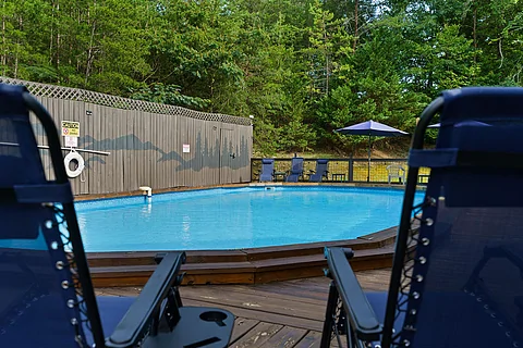 Cabin rental with 8 bedrooms and large pool area - Waldens Creek Oasis