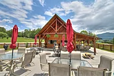 Rustic 1 bedroom cabin with resort swimming pool