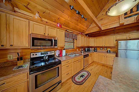 Fully Equipped Kitchen  - Wuzzy's Flophouse